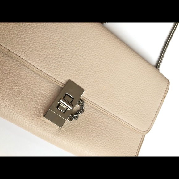 Light Pink Purse with chain - Picture 3 of 3